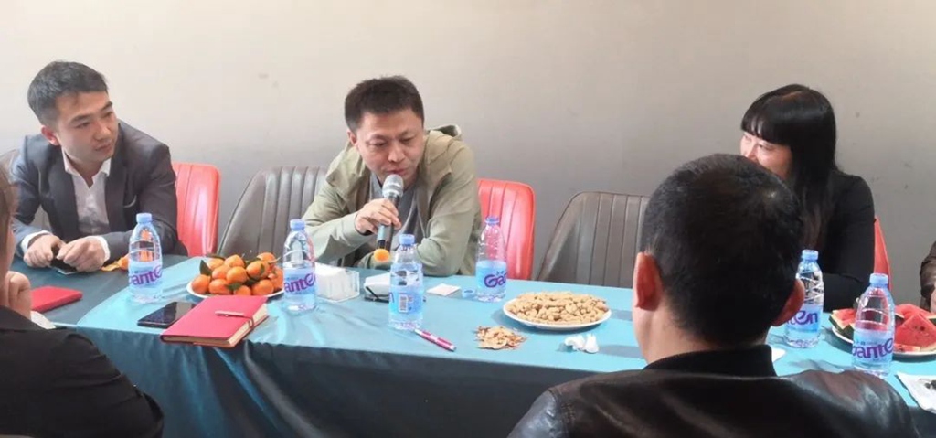 蜀滋香鲜鱼火锅加盟